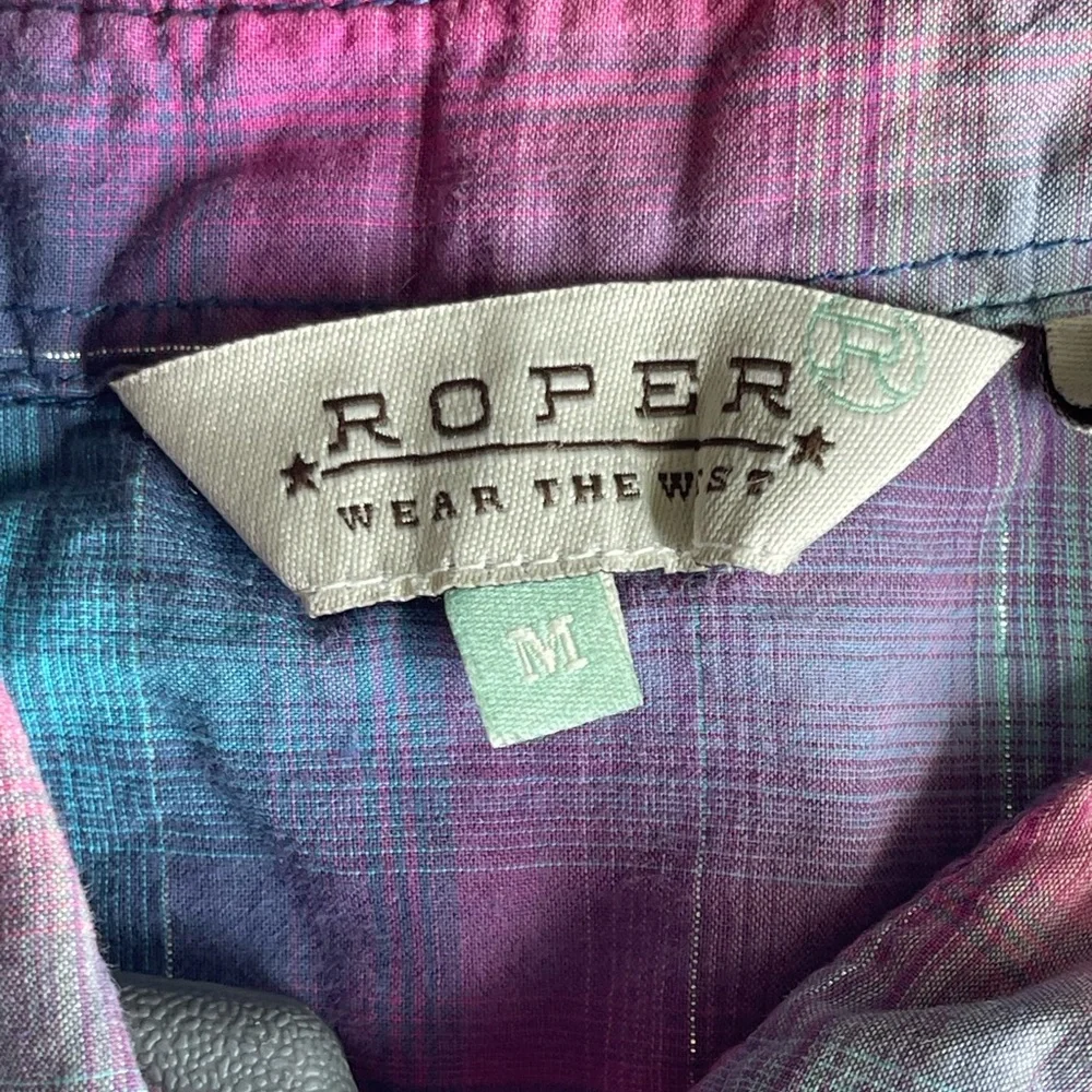 Bundle of two women’s pink western button-up shirts sz medium Cruel Girl & Roper - Picture 4 of 16